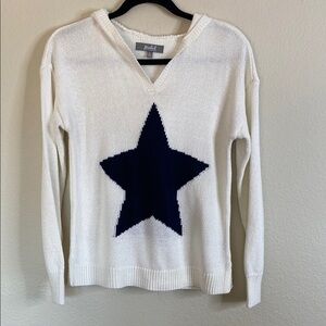 Marled hooded star sweater crocheted women’s medium EUC